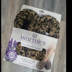 Leopard print Warmies microwavable slippers, NWT, one size fits all